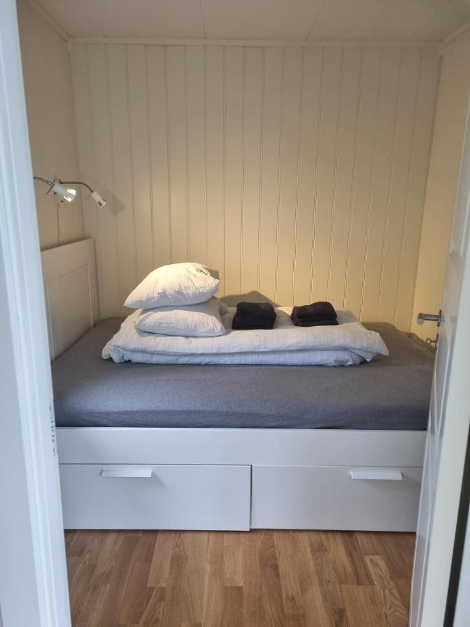 Feriehus Ved Sjoen Tomra Extérieur photo